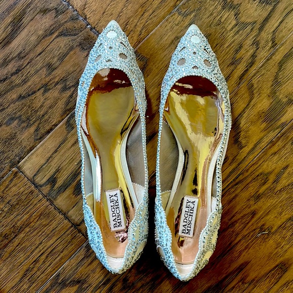 Badgley Mishka Gigi Crystal Pointed Toe Flat - Picture 1 of 6